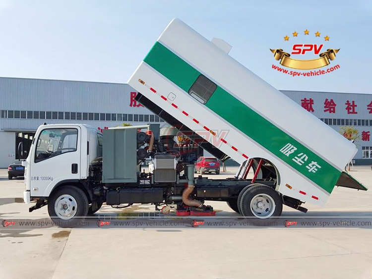 SPV Sweeper Vacuum Truck ISUZU - Left Side View